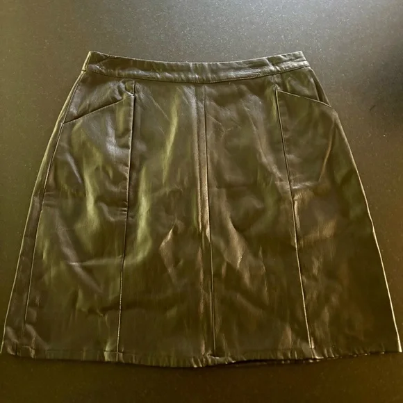 Zara - 3 items, Black Leather shorts, Top & Skirt- Sz Small - Picture 7 of 11